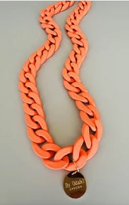 Kedjehalsband i starkt orange