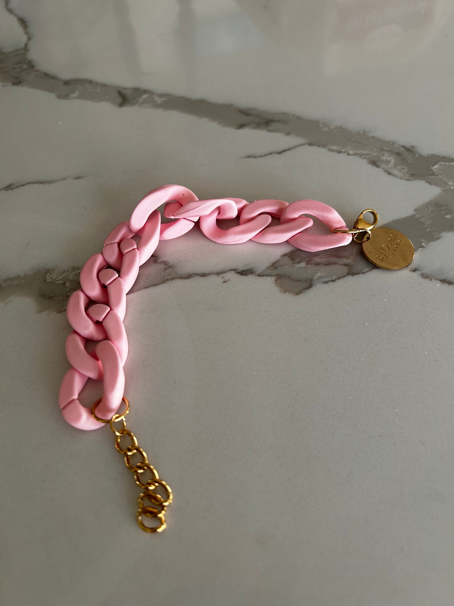 Armband kedja i rosa