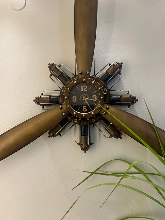 Aviator väggklocka